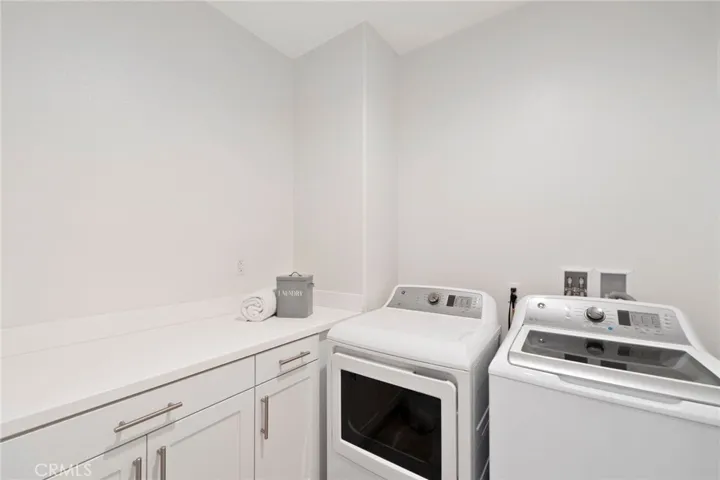 228 W Ridgewood Street, Long Beach, California 90805