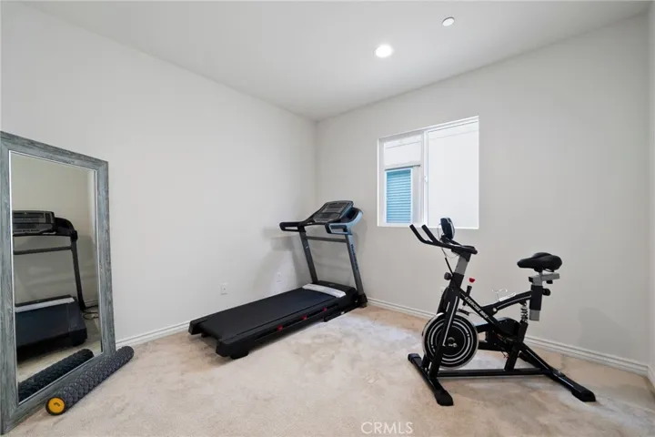 228 W Ridgewood Street, Long Beach, California 90805