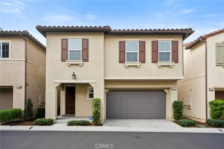 228 W Ridgewood Street, Long Beach, California 90805