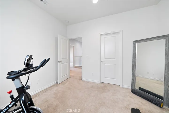 228 W Ridgewood Street, Long Beach, California 90805