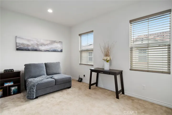 228 W Ridgewood Street, Long Beach, California 90805