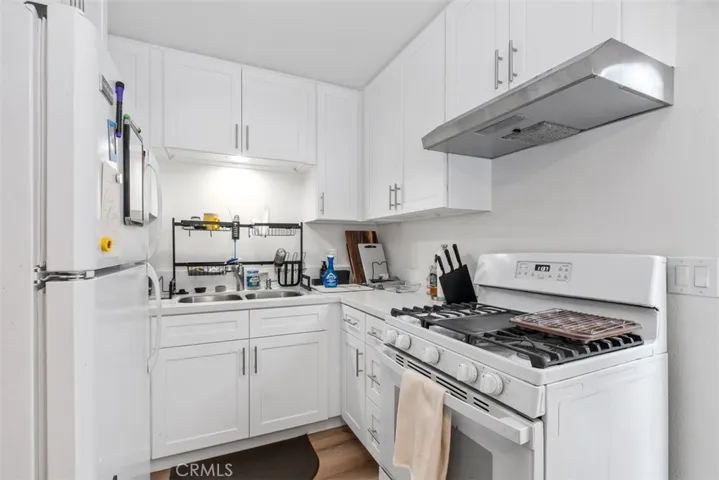 Unit #3, Kitchen