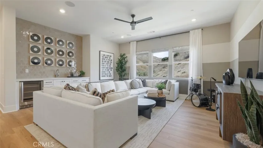 Photos shown are of model only- not actual homesite.