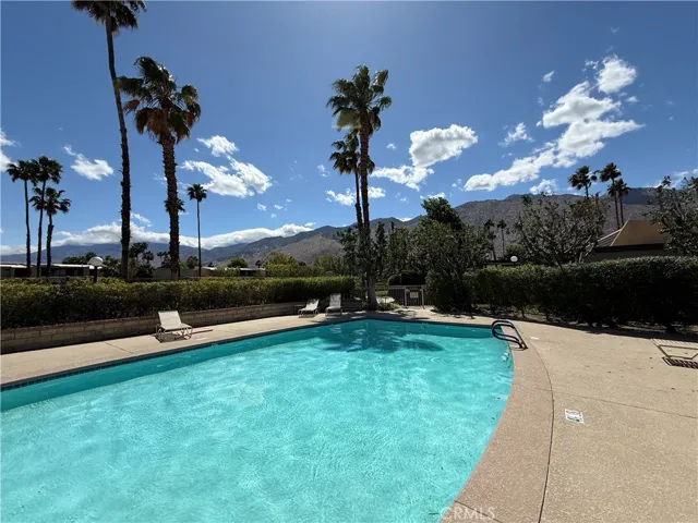 1137 Tiffany Circle S, Palm Springs, California 92262