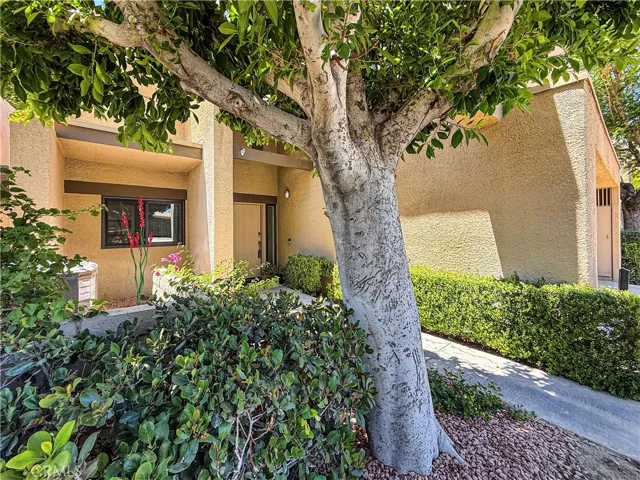 1137 Tiffany Circle S, Palm Springs, California 92262