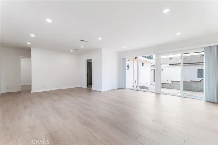 15436 Mayall Street, Mission Hills (san Fernando), California 91345
