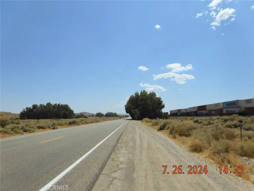 21483 Main Street, Barstow, California 92311 home-pic-11