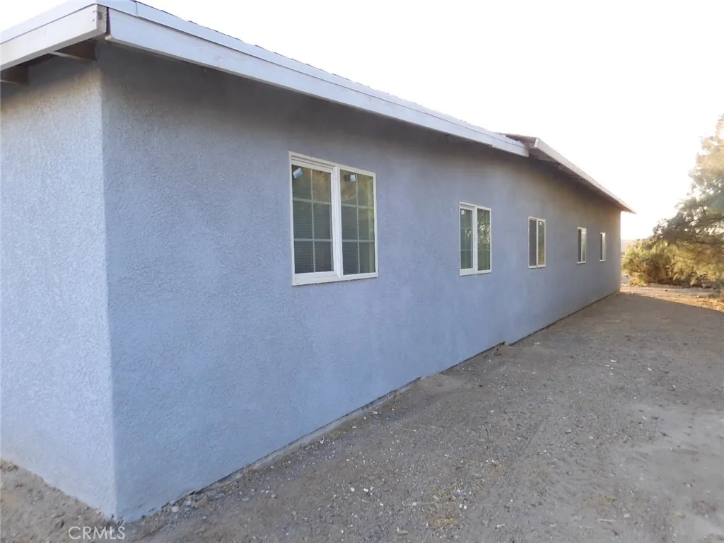 21483 Main Street, Barstow, California 92311 home-pic-4
