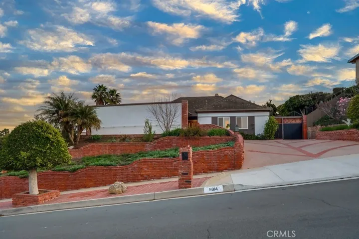 Custom Spacious View Home