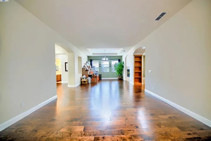 1079 Glen Abbey Dr, Manteca, California 95336