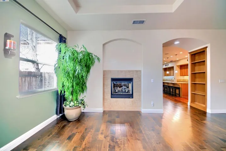 1079 Glen Abbey Dr, Manteca, California 95336