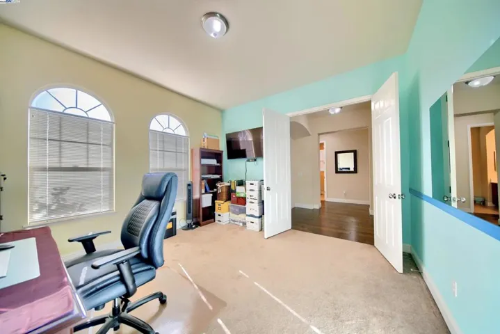 1079 Glen Abbey Dr, Manteca, California 95336