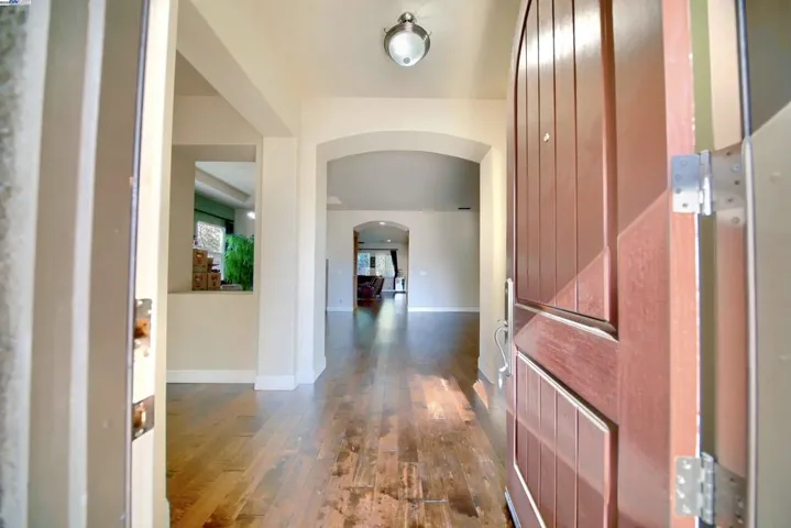 1079 Glen Abbey Dr, Manteca, California 95336