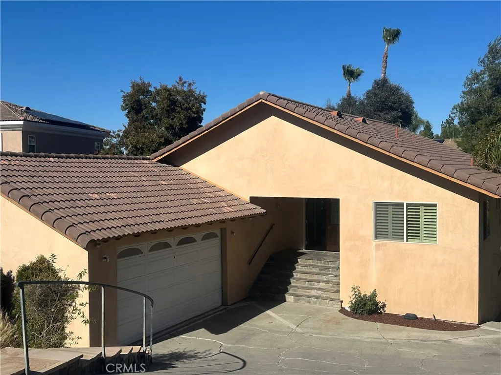 22700 Cascade Drive, Canyon Lake, California 92587 home-pic-20