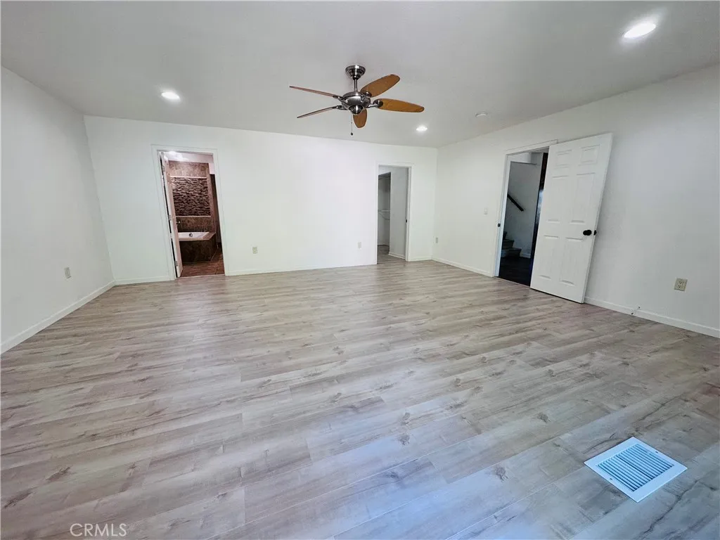 22700 Cascade Drive, Canyon Lake, California 92587 home-pic-17