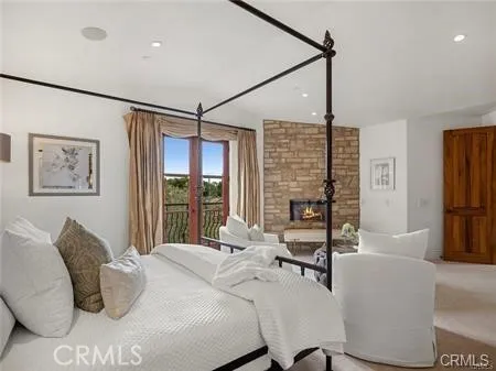 511 Fullerton Avenue, Newport Beach, California 92663