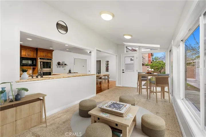 Sunroom Virtually Staged!