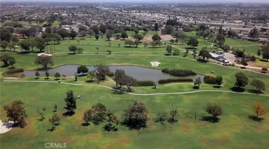 Meadowlark golf course is close!