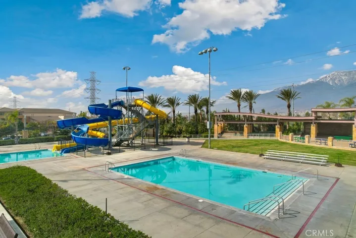 Fontana Aquatic Center