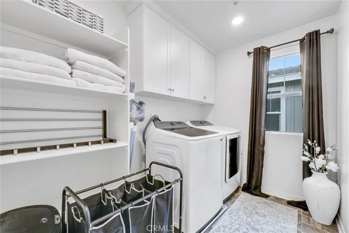 16722 Petrus Lane, Fontana, California 92336