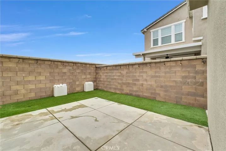 16722 Petrus Lane, Fontana, California 92336