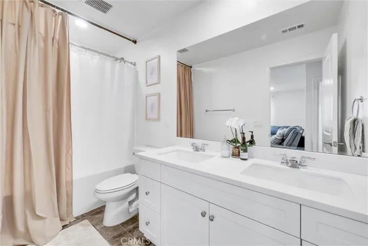 16722 Petrus Lane, Fontana, California 92336