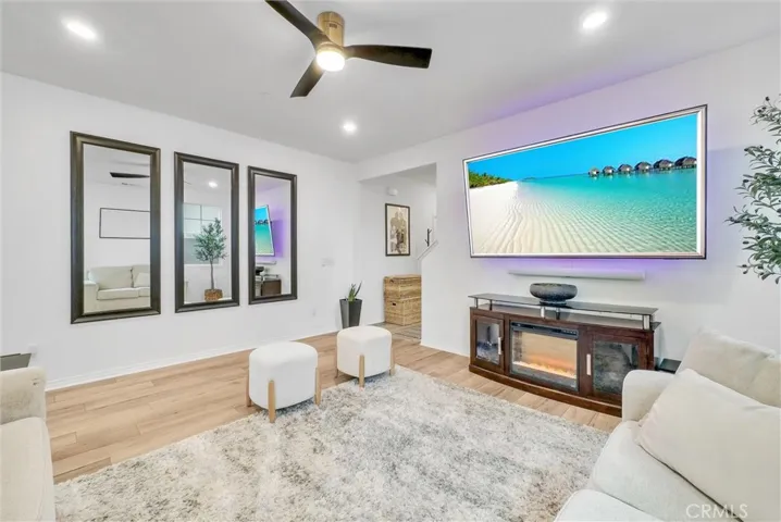 16722 Petrus Lane, Fontana, California 92336