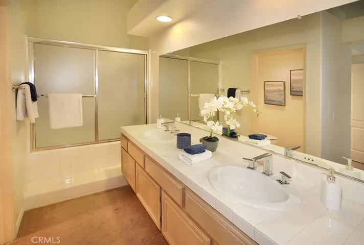 Primary bath