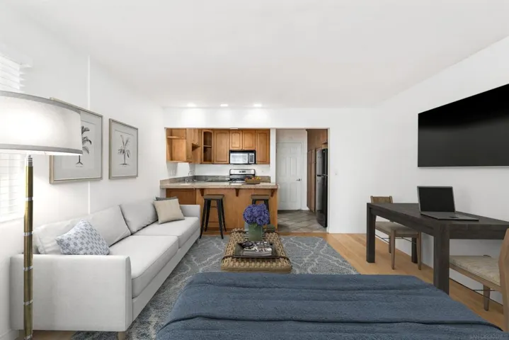 4950 Coronado Ave 3, San Diego, California 92107