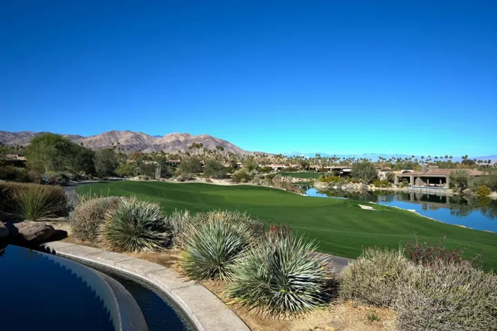 73884 DESERT BLOOM TRAIL 24
