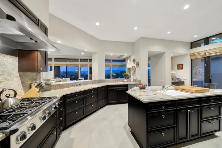 73884 DESERT BLOOM TRAIL 53