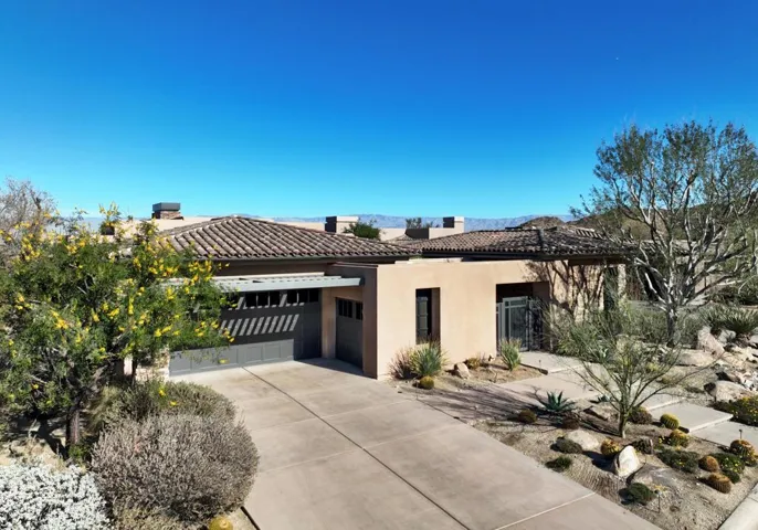 73884 DESERT BLOOM TRAIL 02