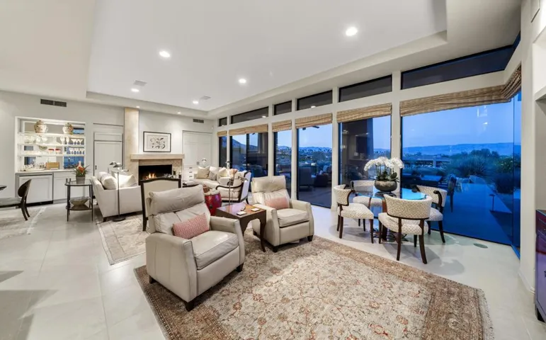 73884 DESERT BLOOM TRAIL 54