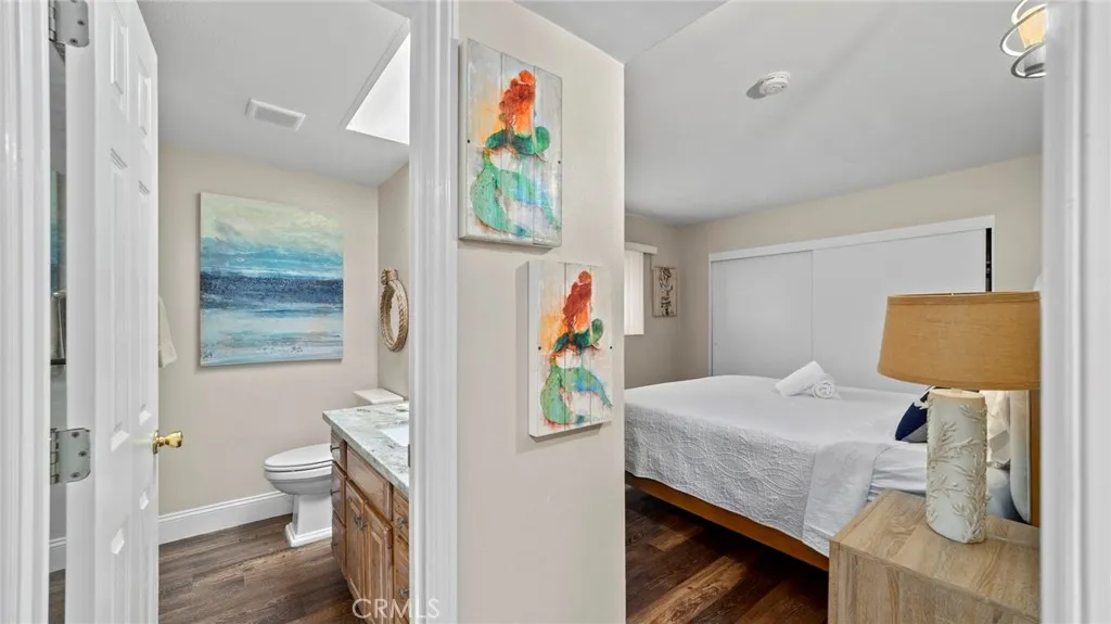 402 E Oceanfront, Newport Beach, California 92661 home-pic-17