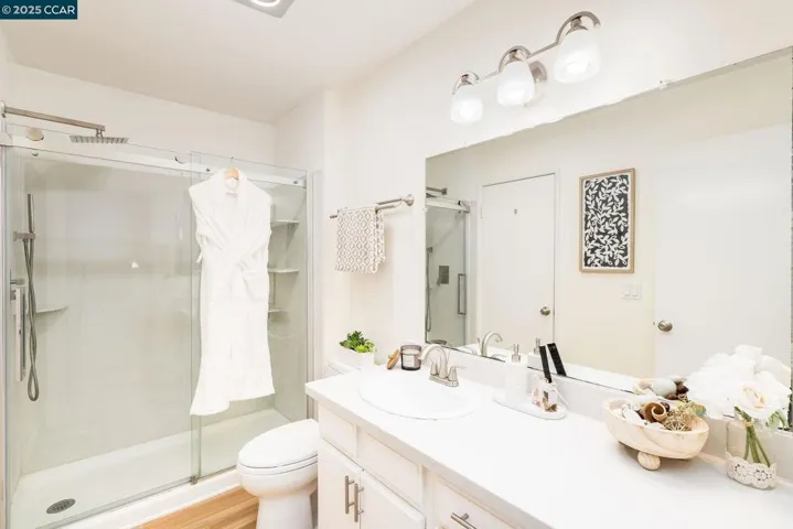 220 Apollo 4, Hercules, California 94547