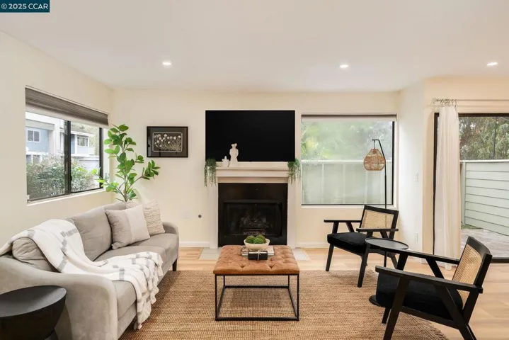 220 Apollo 4, Hercules, California 94547