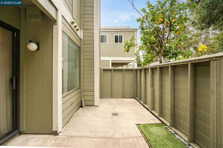 220 Apollo 4, Hercules, California 94547
