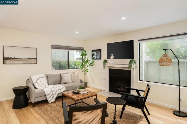 220 Apollo 4, Hercules, California 94547