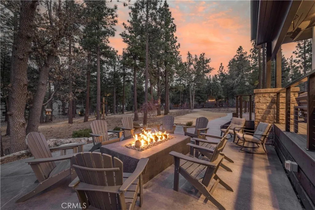 634 Cedar Glen Drive, Big Bear City, California 92314 home-pic-61