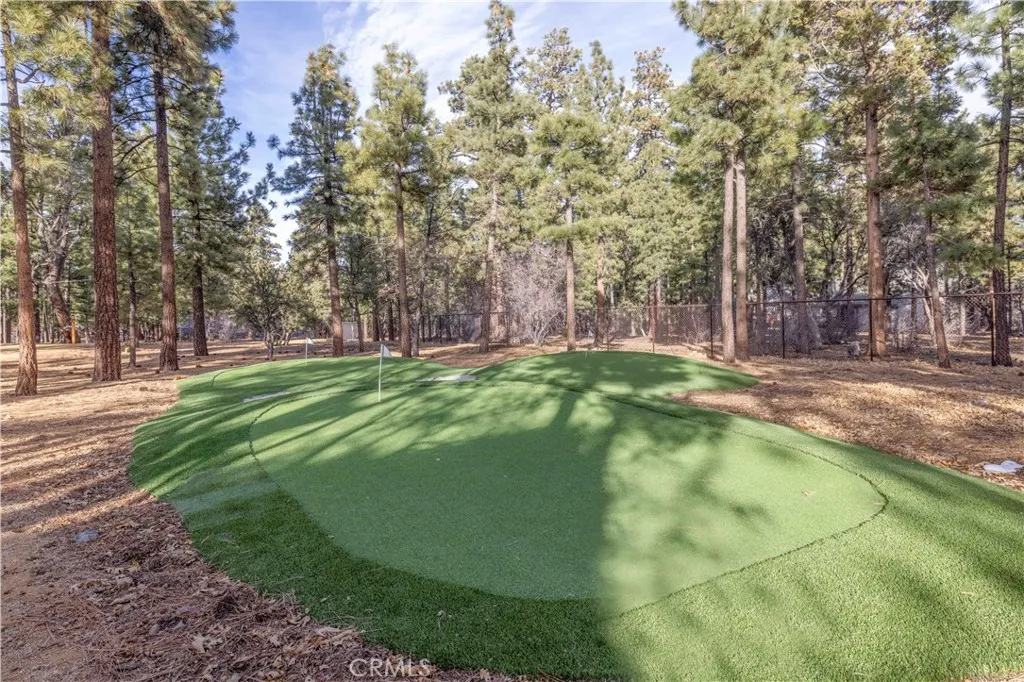634 Cedar Glen Drive, Big Bear City, California 92314 home-pic-68