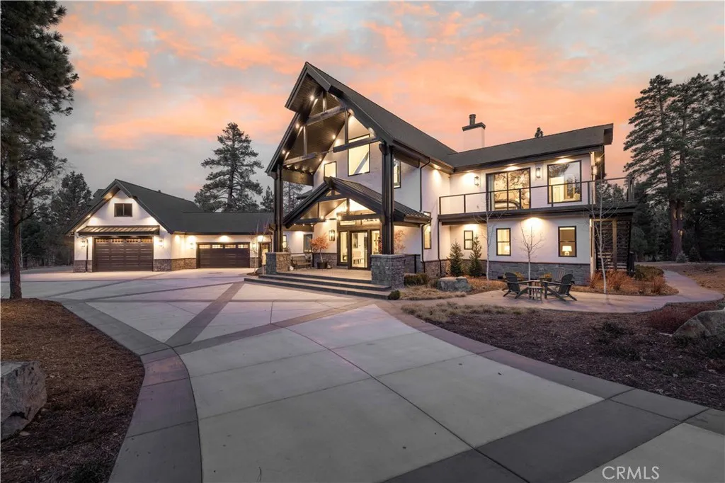 634 Cedar Glen Drive, Big Bear City, California 92314 home-pic-0