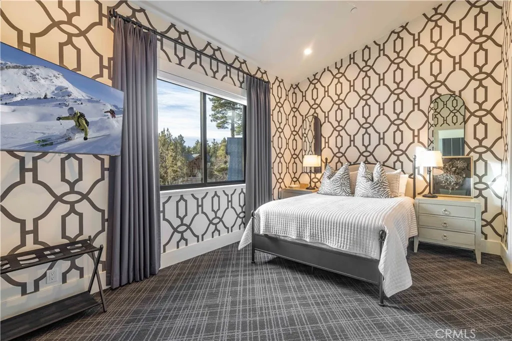 634 Cedar Glen Drive, Big Bear City, California 92314 home-pic-33