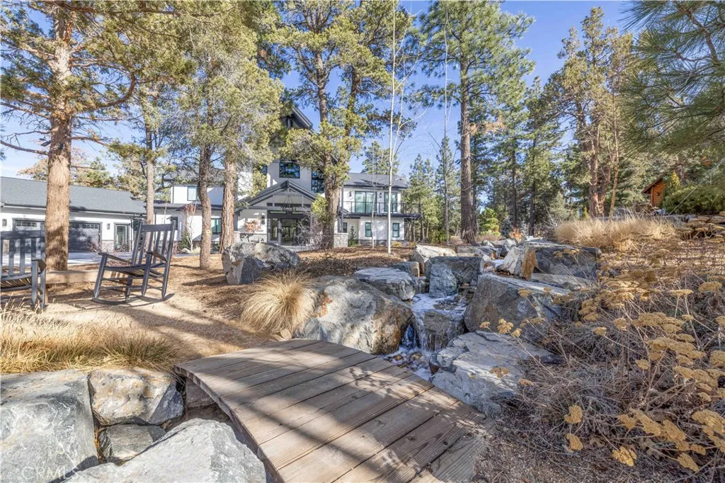 634 Cedar Glen Drive, Big Bear City, California 92314 home-pic-66