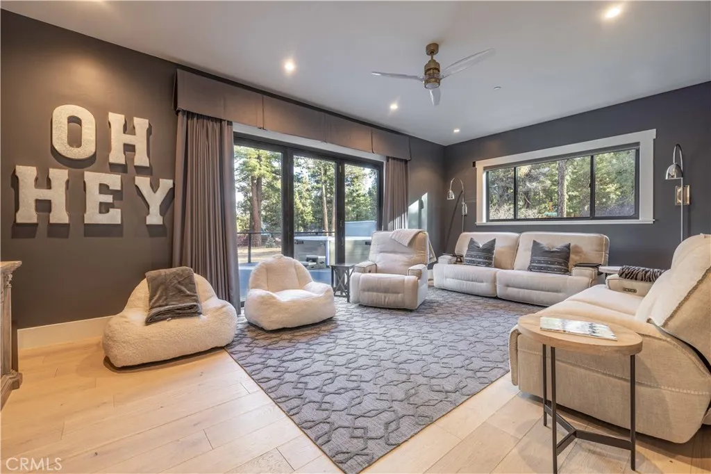 634 Cedar Glen Drive, Big Bear City, California 92314 home-pic-16