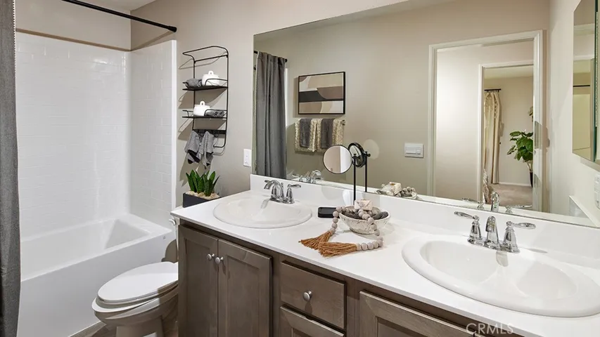 1367 Allegra Drive, Perris, California 92571