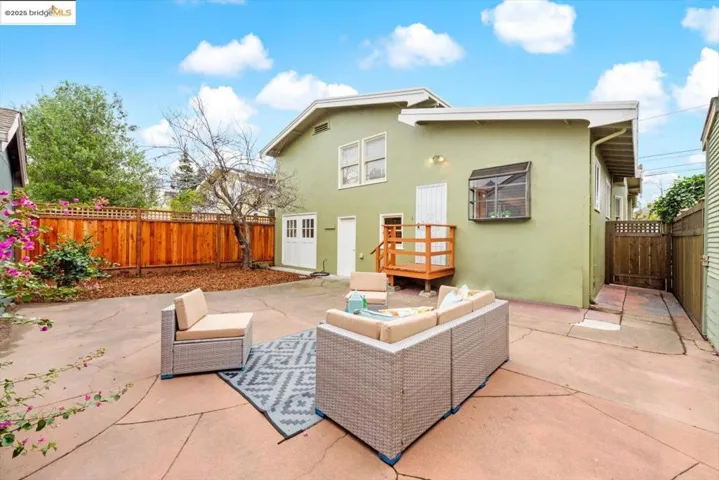 2515 Encinal Ave, Alameda, California 94501