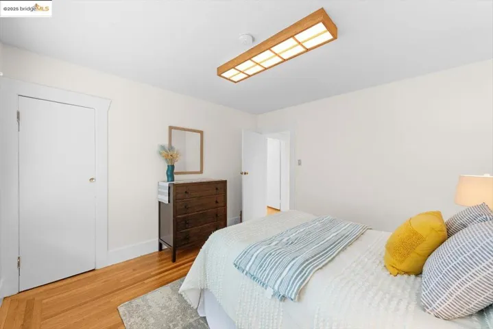 2515 Encinal Ave, Alameda, California 94501