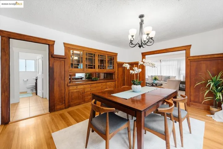 2515 Encinal Ave, Alameda, California 94501
