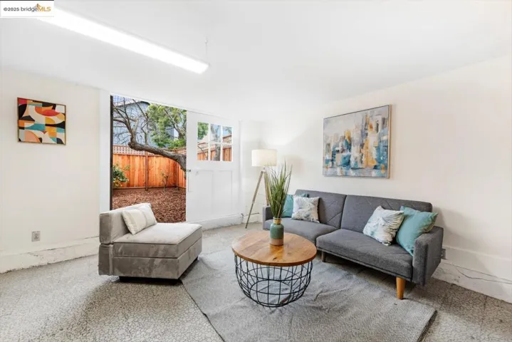 2515 Encinal Ave, Alameda, California 94501