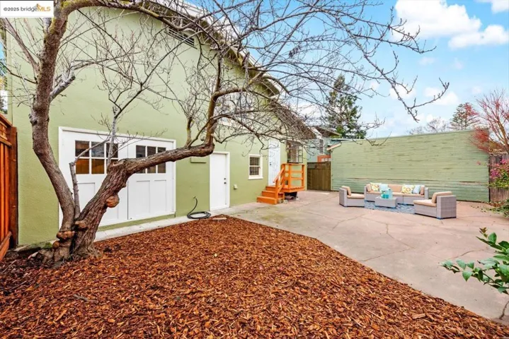 2515 Encinal Ave, Alameda, California 94501
